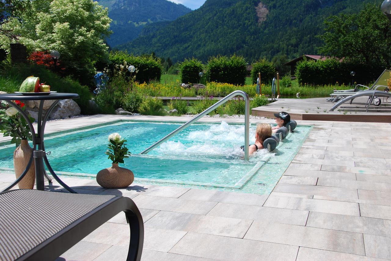 Hotel Vitaloase Zu Den Drei Bruedern Unken Bagian luar foto