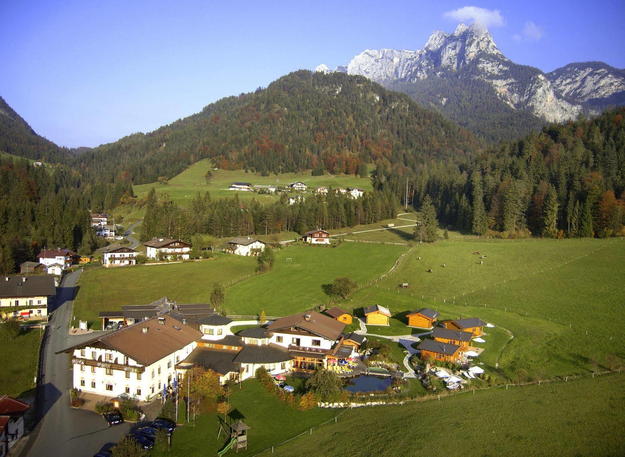 Hotel Vitaloase Zu Den Drei Bruedern Unken Bagian luar foto